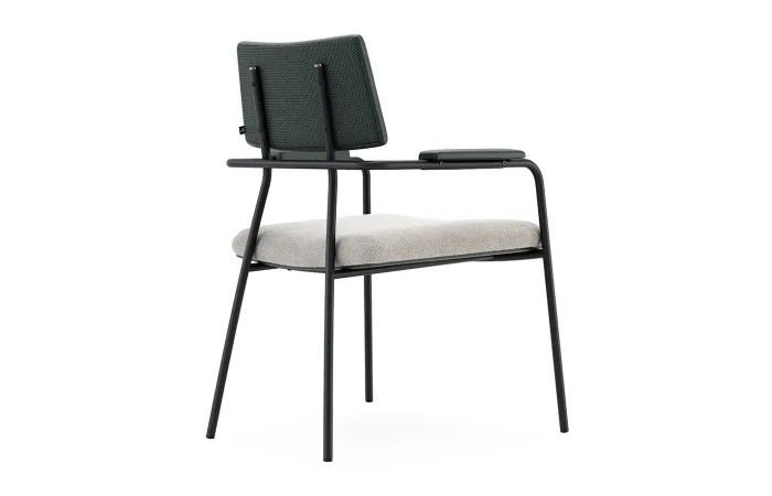 Stranger chair 4