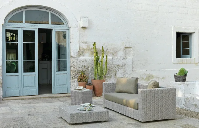 Cube footstool ls 01