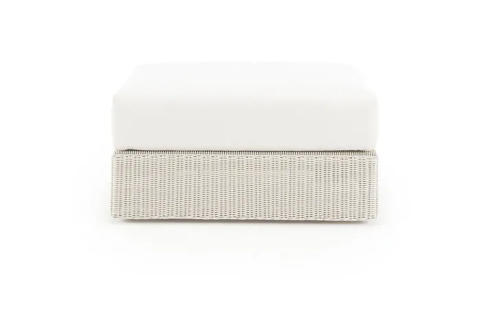 Cube pouf 01