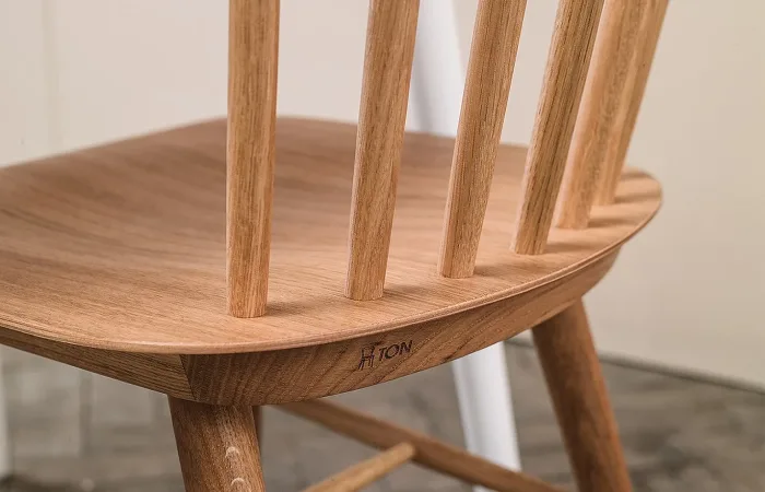 Ironica oak chair ls2