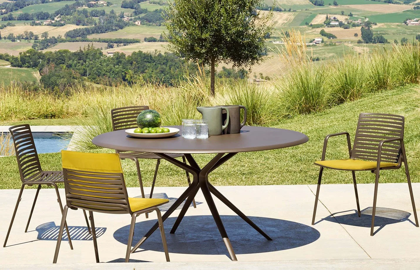 moai roundaluminium diningtable ls