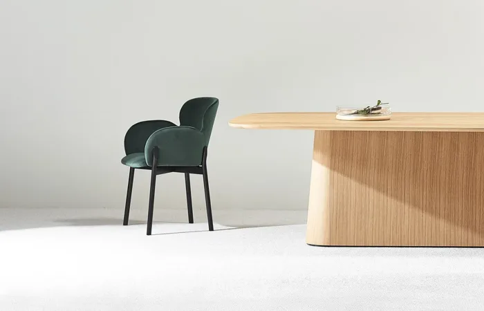 POV dining table 465 ls4 1