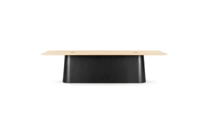 POV dining table 467 1