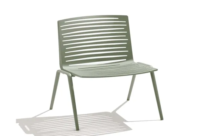 Zebra Lounge Chair Outddor 01
